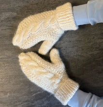 Last inn bildet i Galleri-visningsprogrammet, NOVA FLETTEVOTTER
